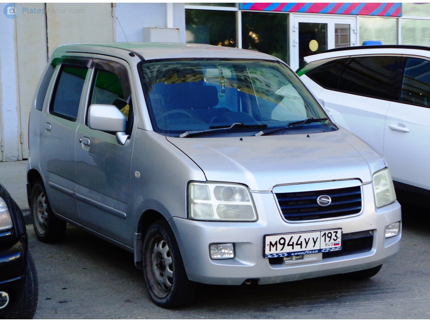 м 944 уу 193, Suzuki Solio 1st gen (MA34S), 2005–2010