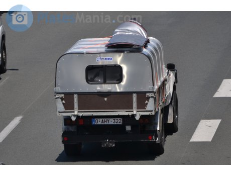 O-AHY-322, Land Rover Defender