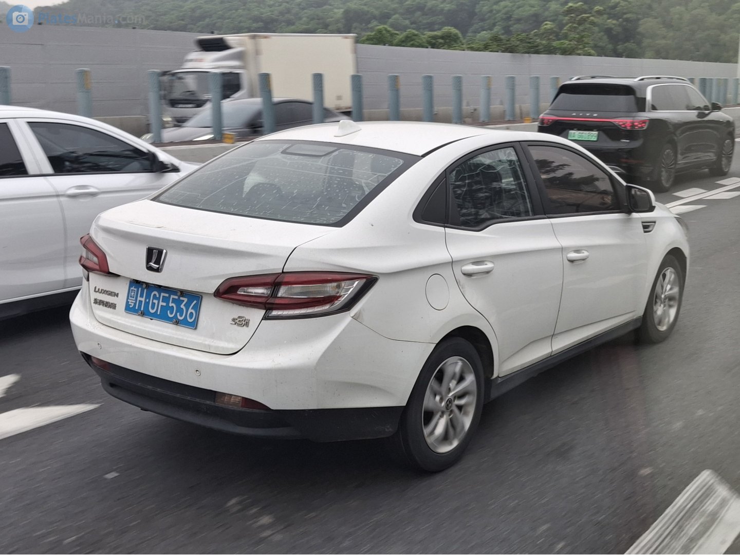 粤H·GF536, Luxgen S3 