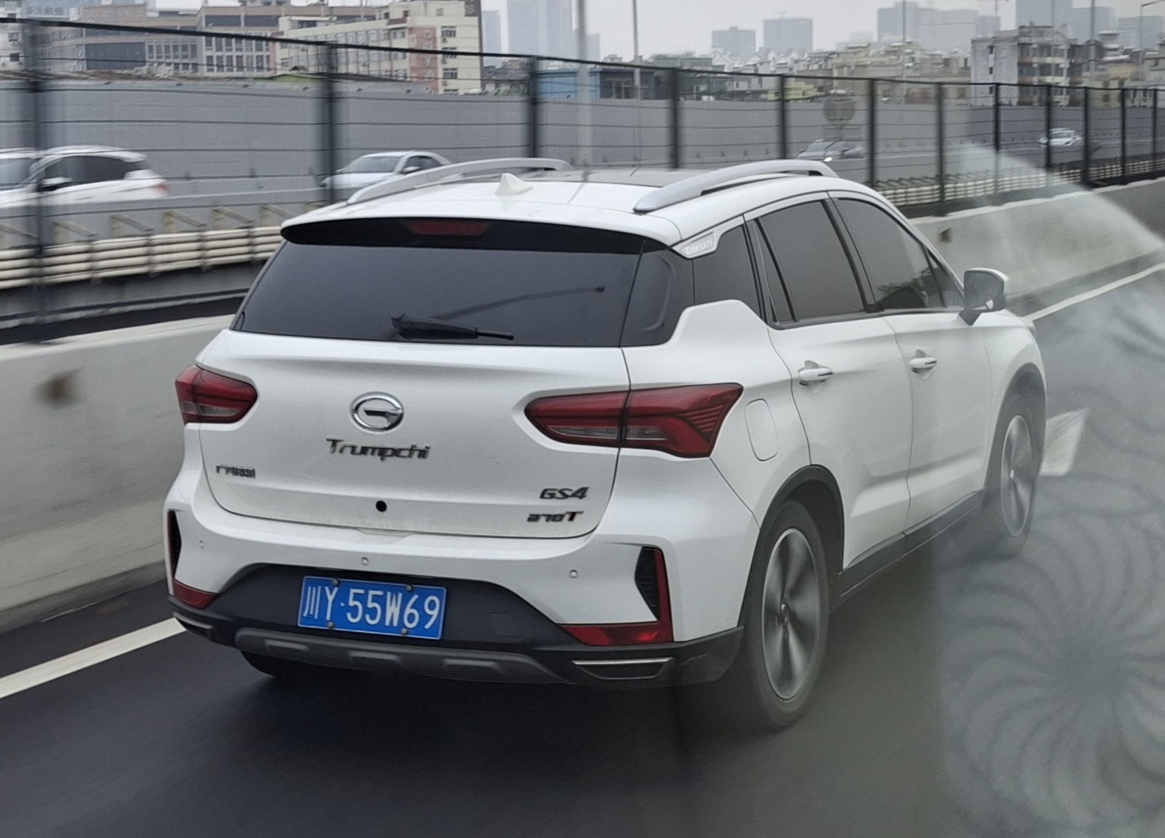 川Y·55W69, Trumpchi GS4 1st gen, 2015–2018