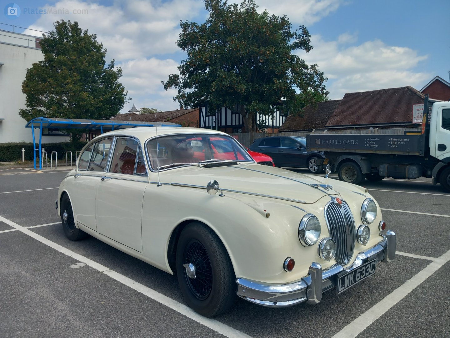 LMK633C, Jaguar Mark-Series 