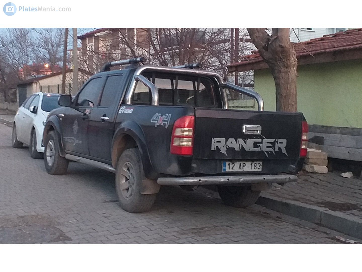 12 AP 183, Ford Ranger Global 2nd gen (PJ), 2006–2009