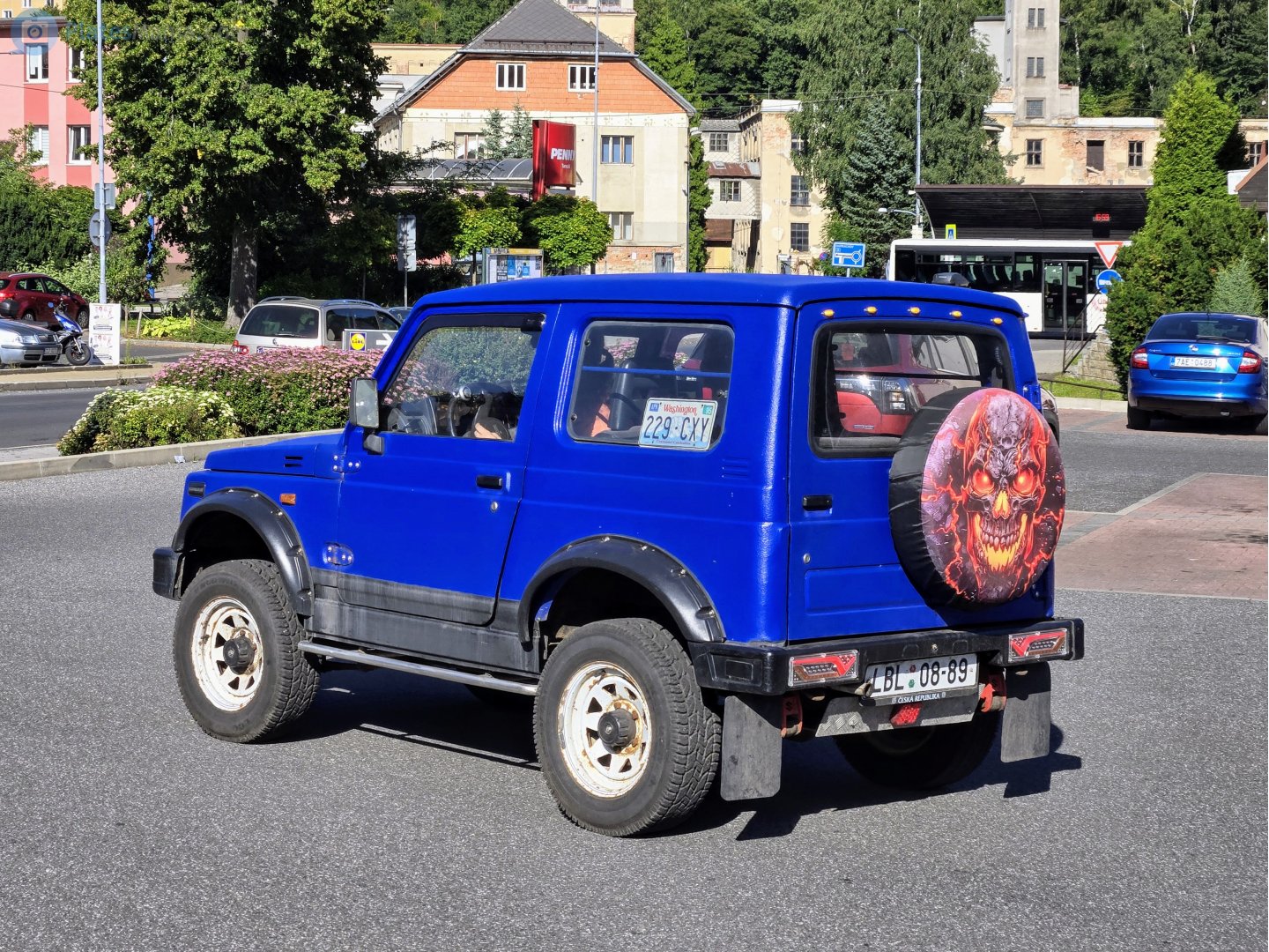 LBL 08-89, Suzuki Samurai 1st gen (JA51), 1984–1997