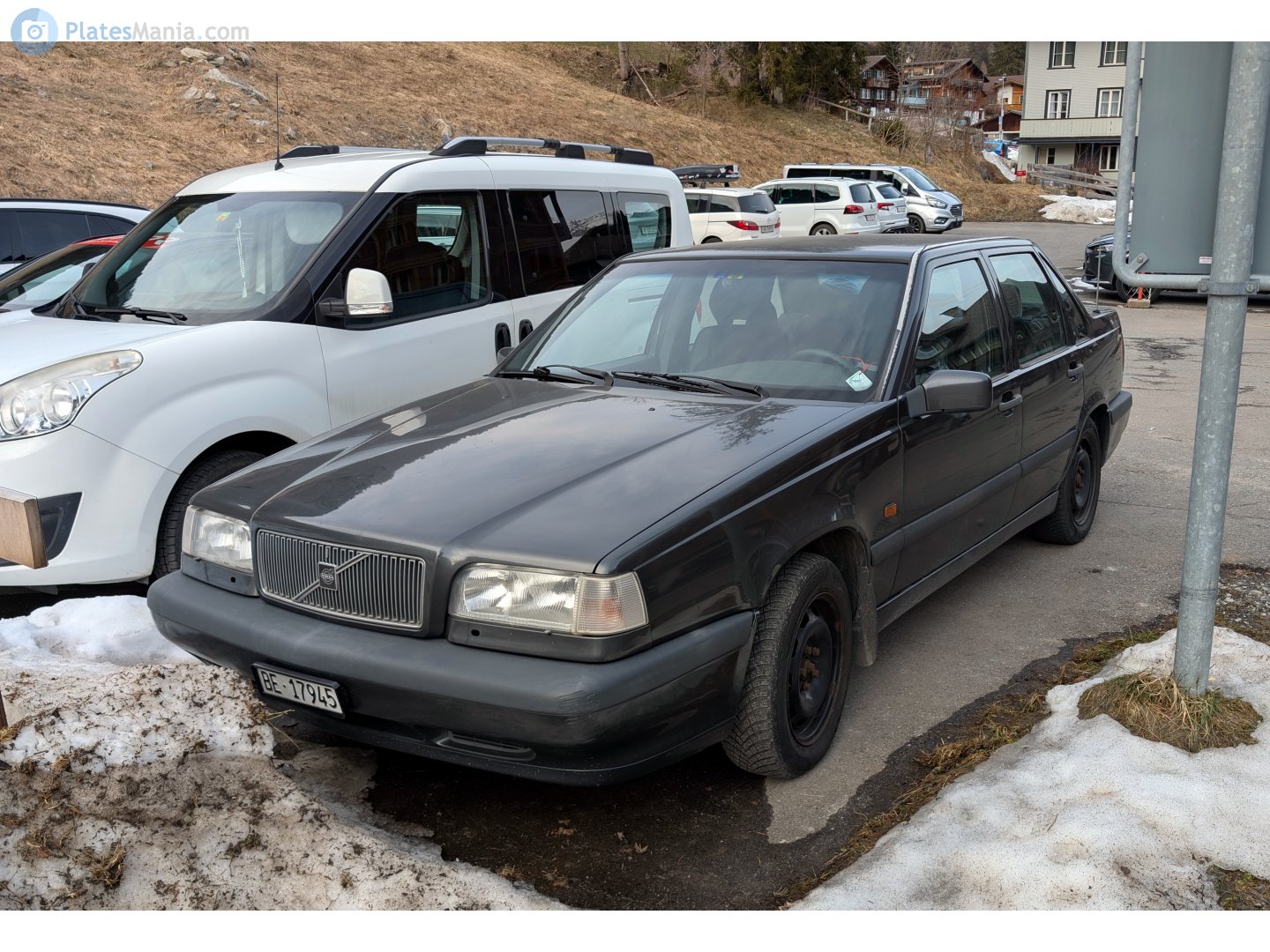 BE 17945, Volvo 850 1st gen Sedan (854), 1991–1994