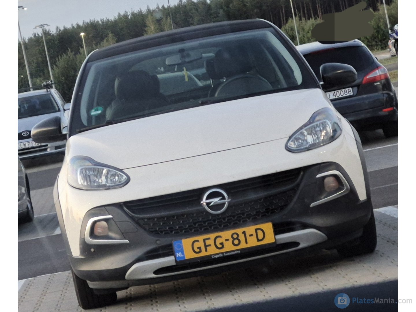 GFG-81-D, Opel Adam 1st gen Rocks (M13), 2015–2019