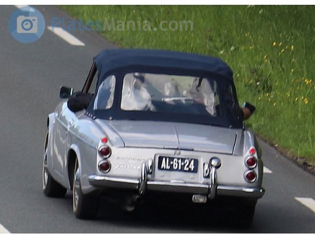 AL-61-24, Datsun Fairlady