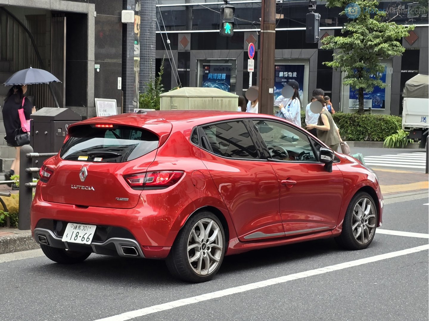 練馬 301 も 1866, Renault Lutecia 4th gen (B98), 2013–2020
