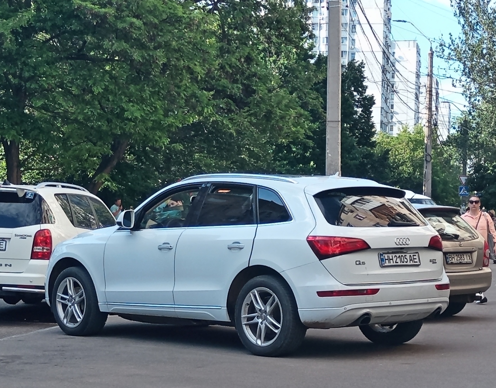 HH 2105 AE, Audi Q5 1st gen (8RB), 2008–2017