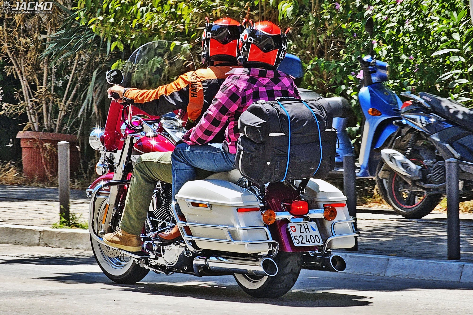 ZH 52400, Harley-Davidson FL 