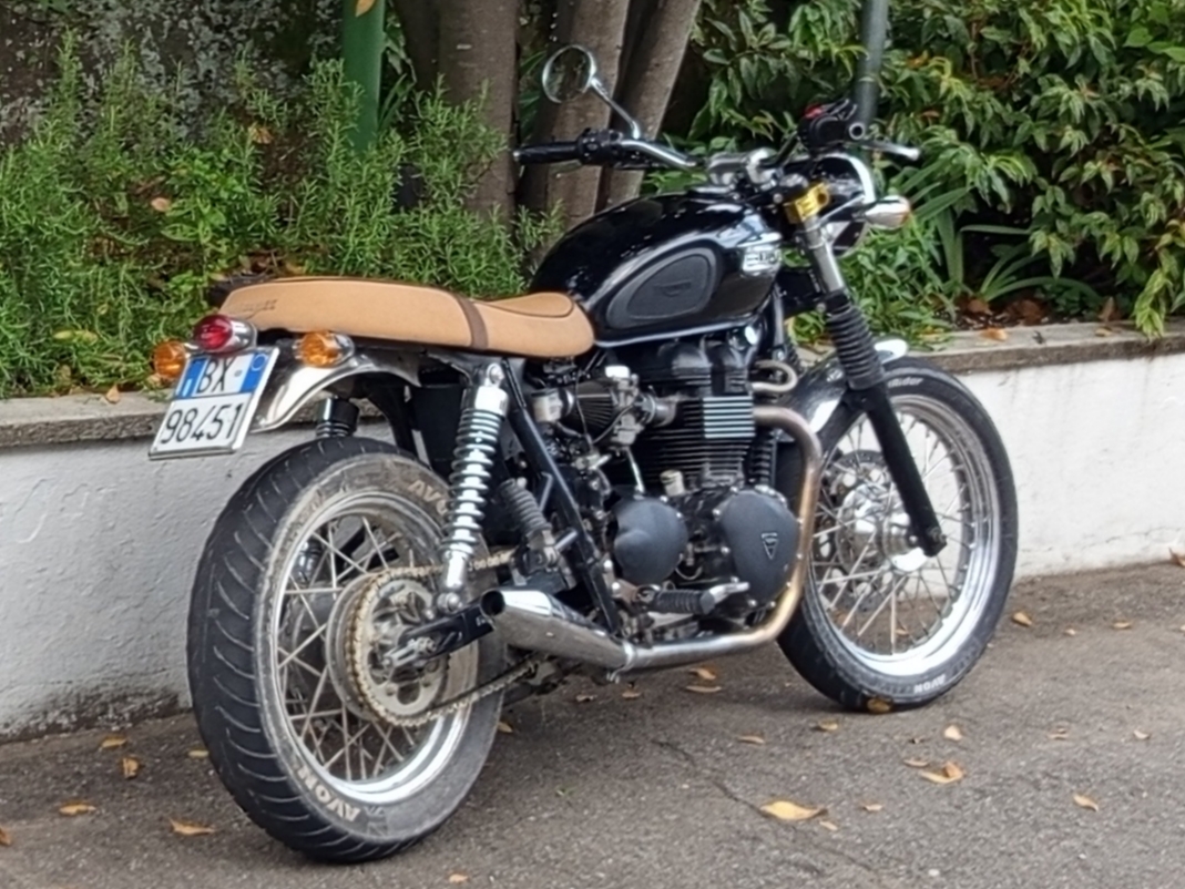 BX 98451, Triumph Motorcycles Bonneville 