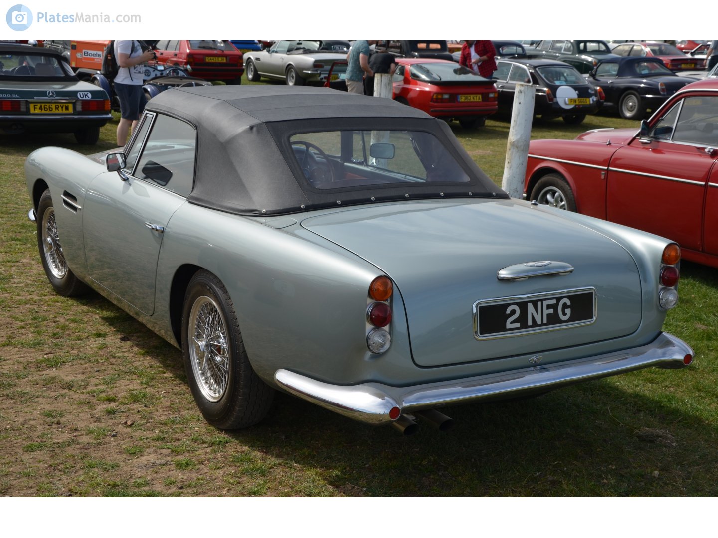2NFG, Aston Martin DB4 