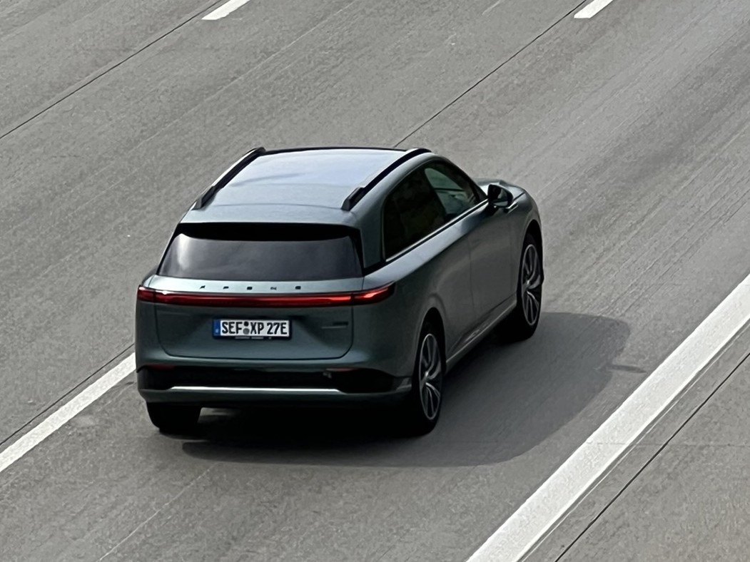 SEF XP 27 E, XPeng G9 1st gen, 2022–