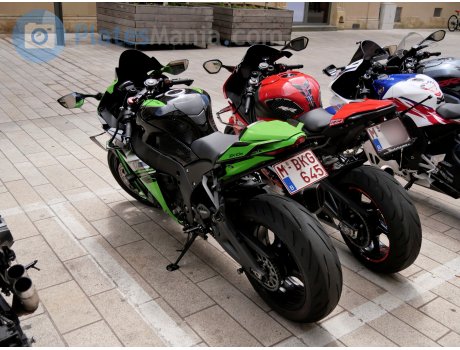 M-BKG-645, Kawasaki Ninja ZX-10R
