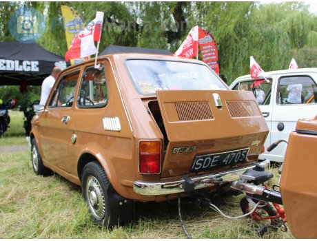 SDE 4705, Polski Fiat 126p
