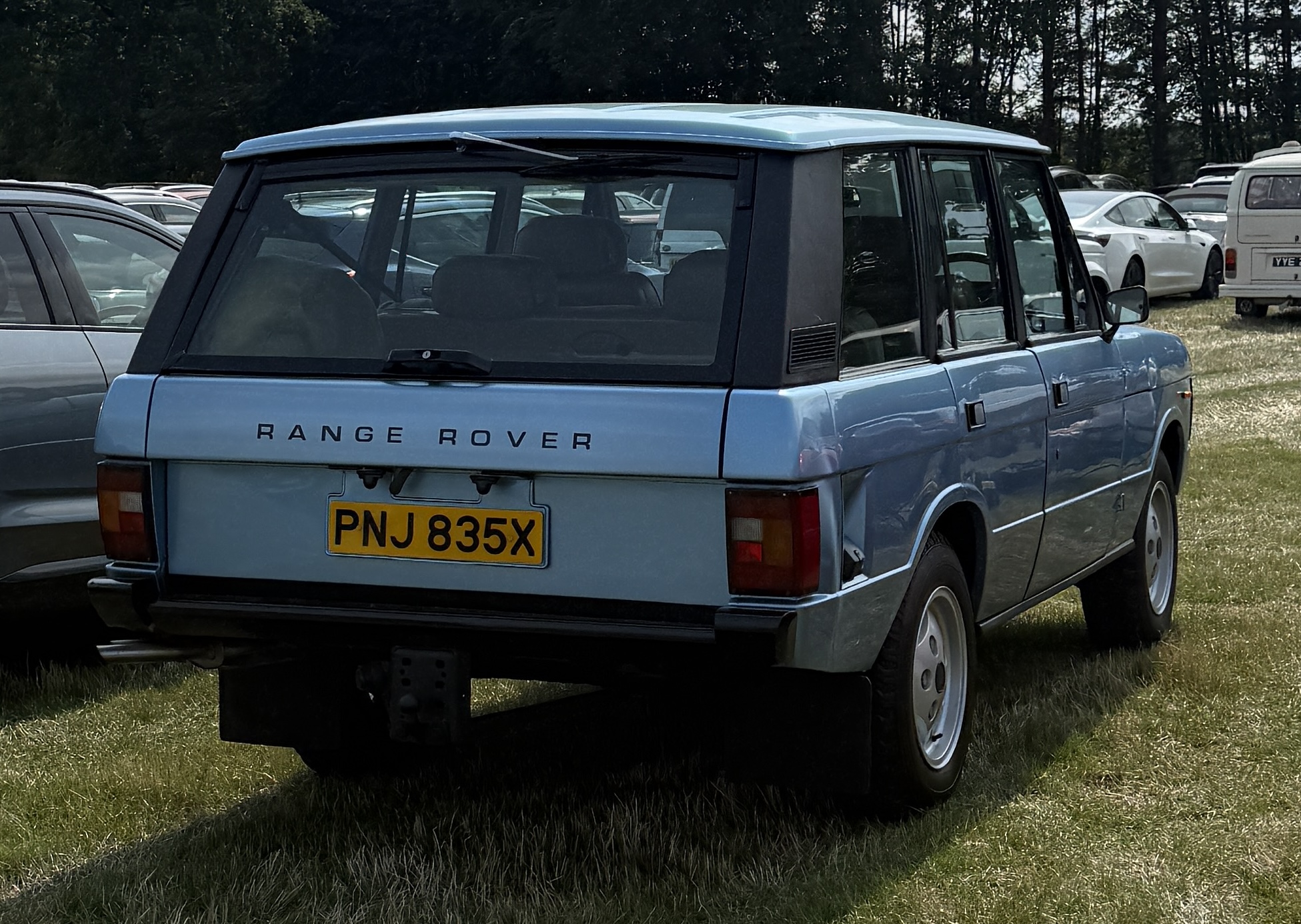 PNJ835X, Land Rover Range Rover 1st gen, 1970–1996
