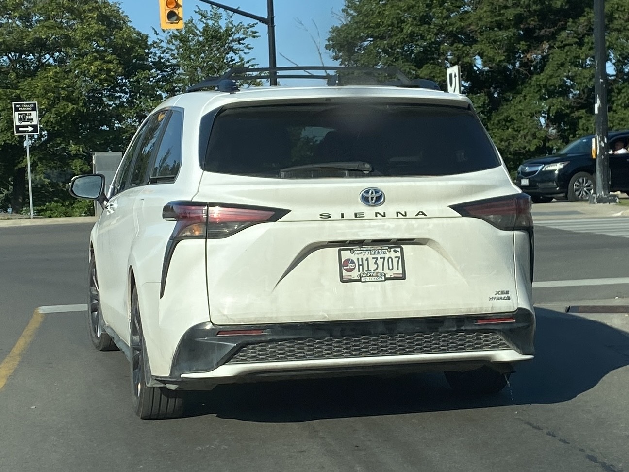 H13707, Toyota Sienna 4th gen (XL40), 2020–