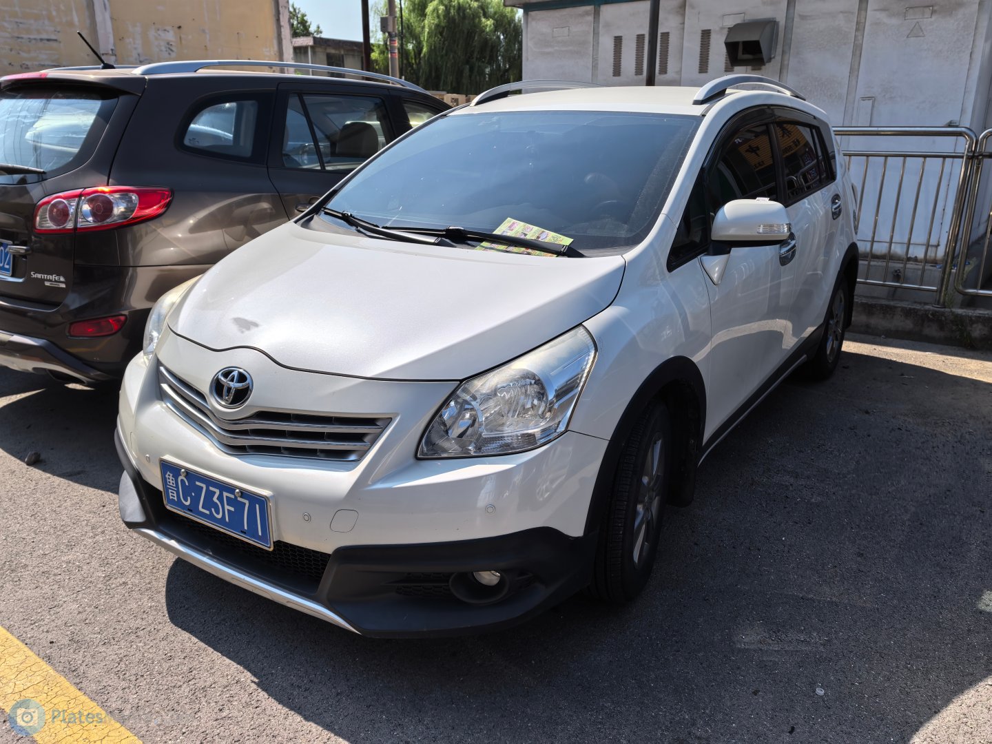 鲁C·Z3F71, Toyota E'z 1st gen Cross (AR20; CN-market), 2014–2017