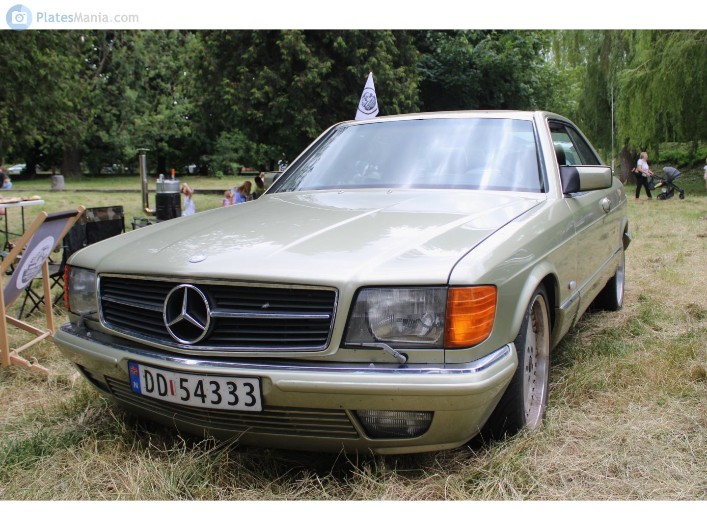 DD 54333, Mercedes-Benz S-Klasse 4th gen Coupé (C126), 1981–1991