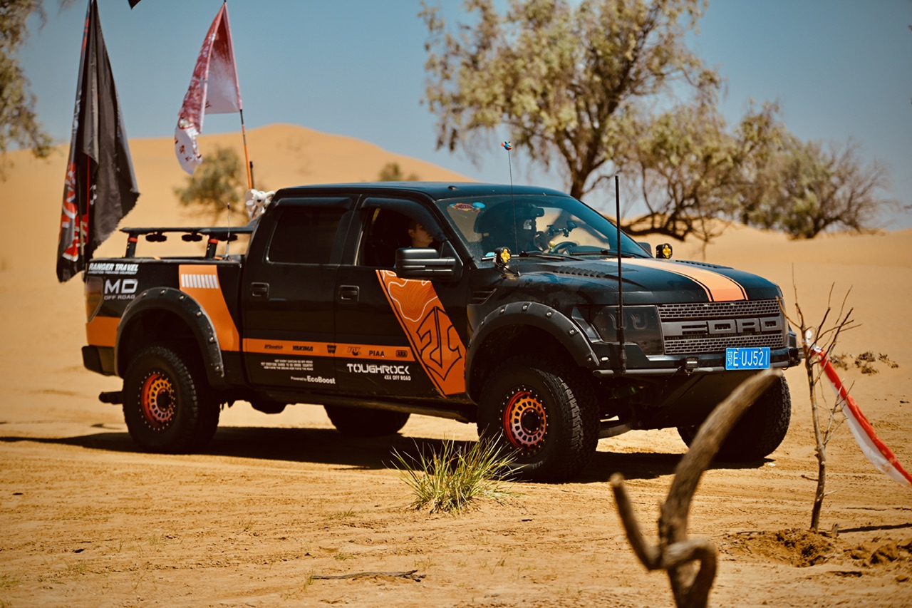 鄂E·UJ521, Ford F-150 12th gen SVT Raptor (P415), 2009–2014