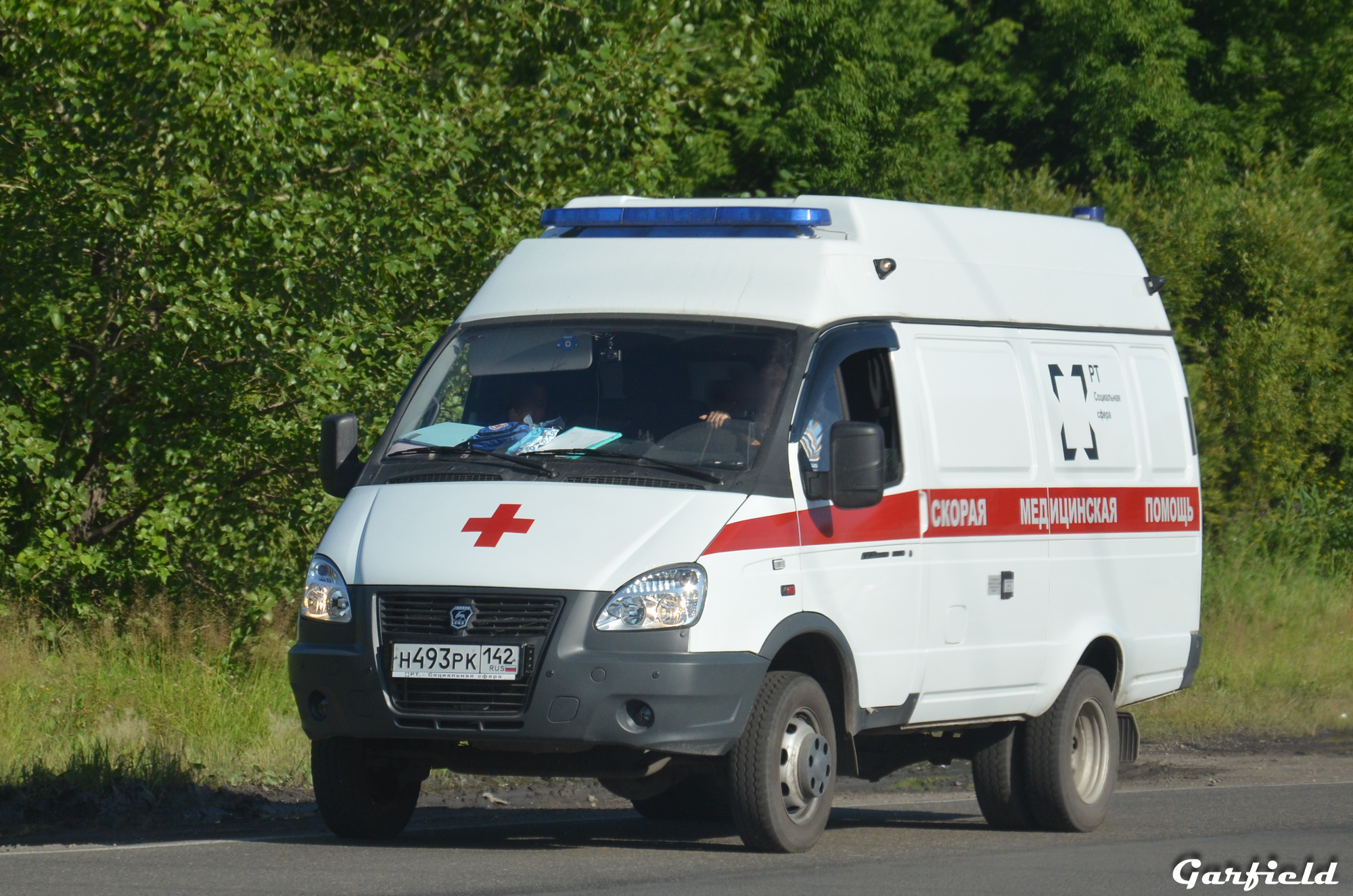 н 493 рк 142, GAZ 3221 ГАЗель 3221(4) Ambulance, facelift, 2003–
