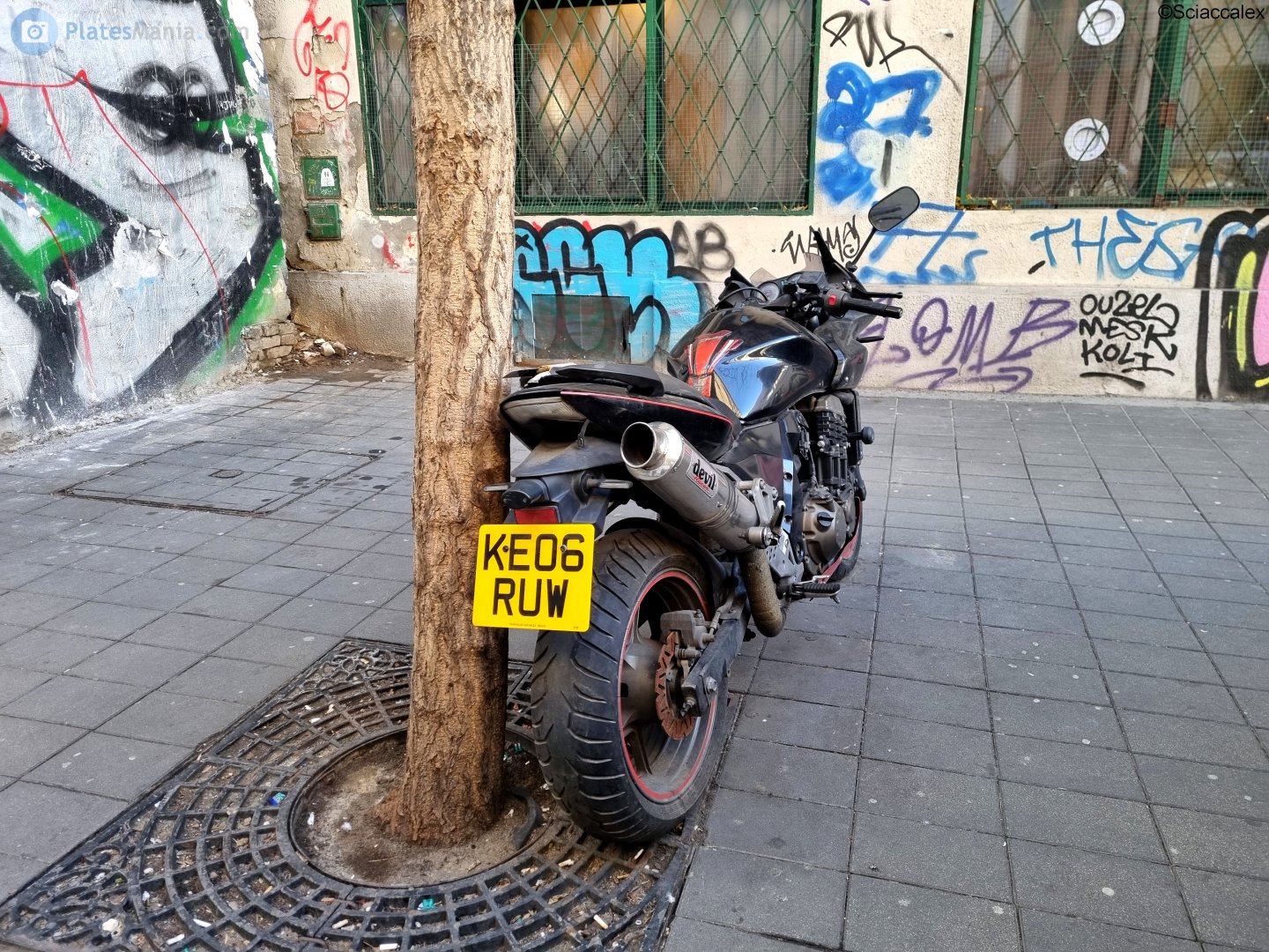 KE06RUW, Kawasaki Z750 1st gen Z750S, 2005–2007