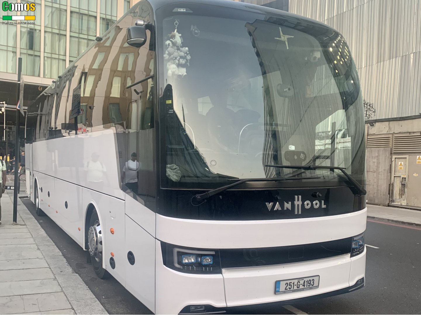 251-G-4193, Van Hool T-Series 