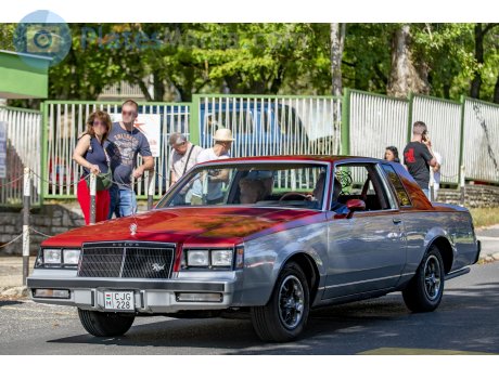 CJG-228, Buick Regal