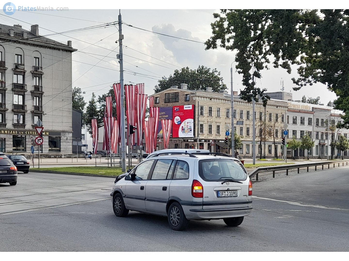 OF J 1090, Opel Zafira 1st gen (A; T98), 1999–2005