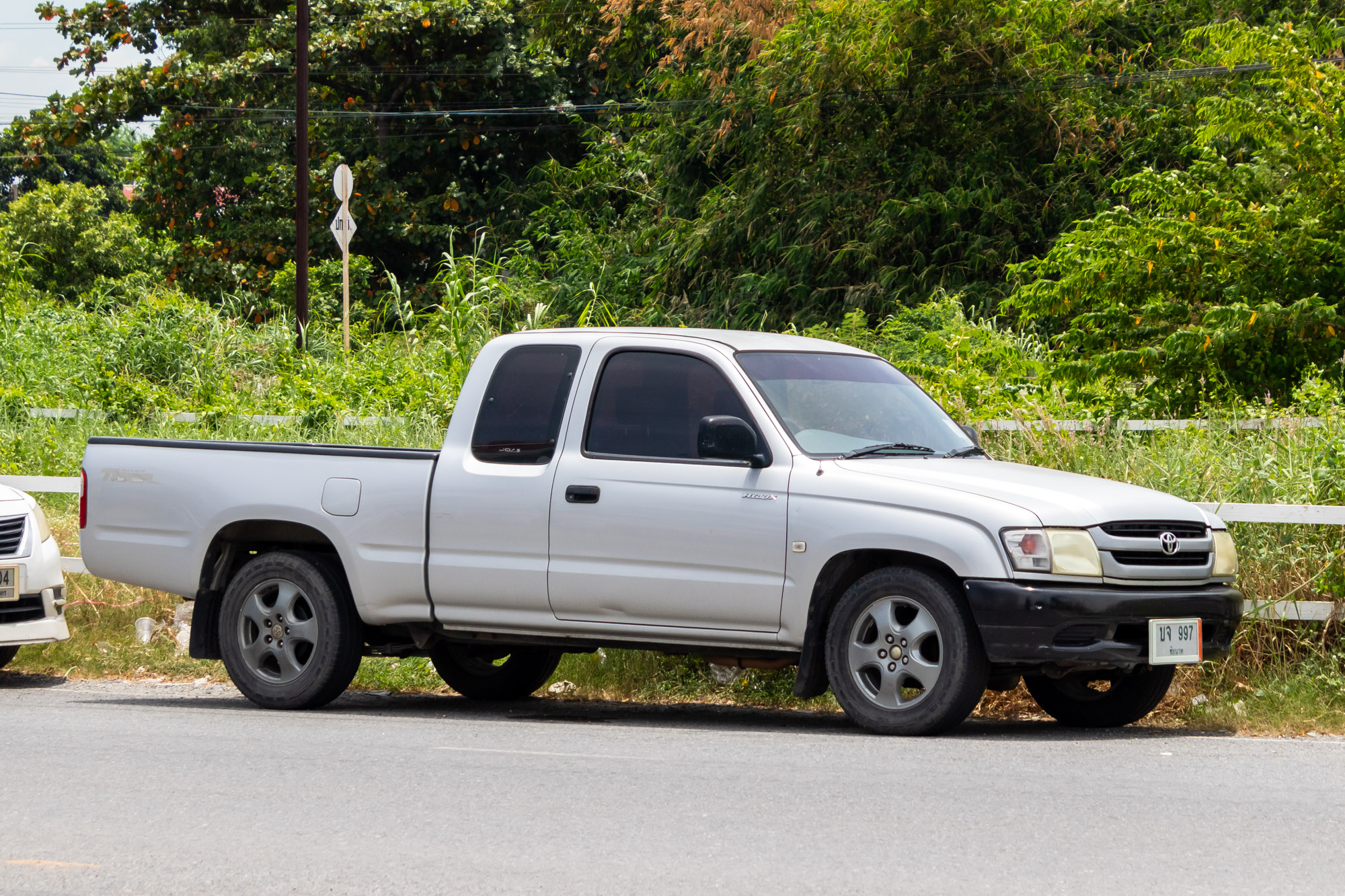 บจ 997, Toyota Hilux 6th gen (N140/N150/N160/N170), 1997–2005