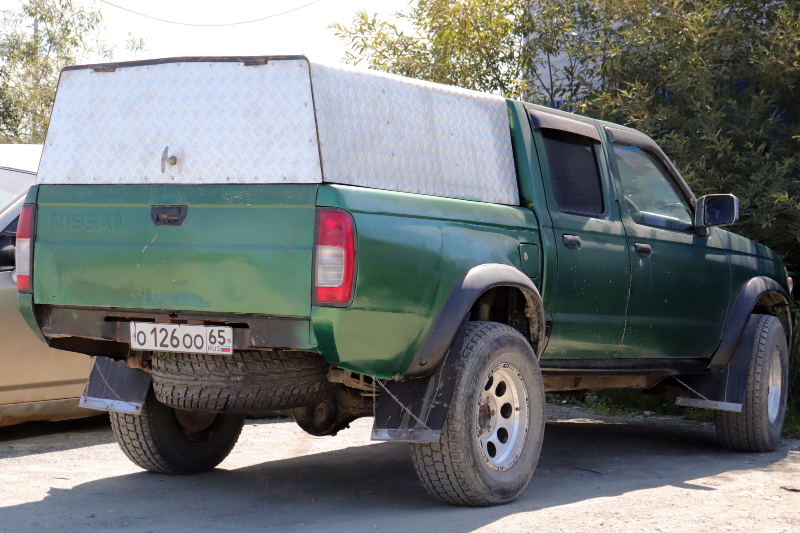 о 126 оо 65, Nissan Datsun 2nd gen (D22), 1997–2002