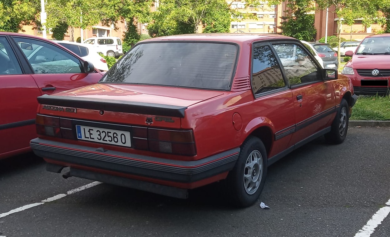LE 3256 O, Opel Ascona 3rd gen 2-door Sedan (C), 1981–1988