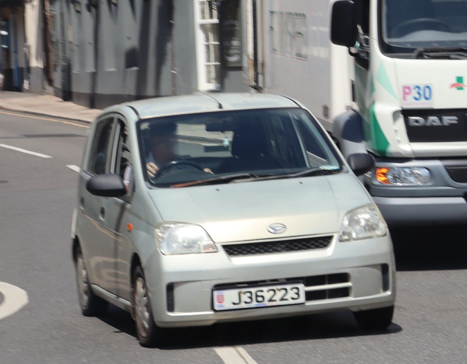 J36223, Daihatsu Mira 6th gen 5-door Hatch (L250/L260), 2002–2006
