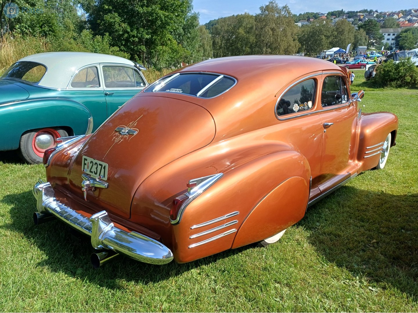 F-2371, Cadillac Series 61 