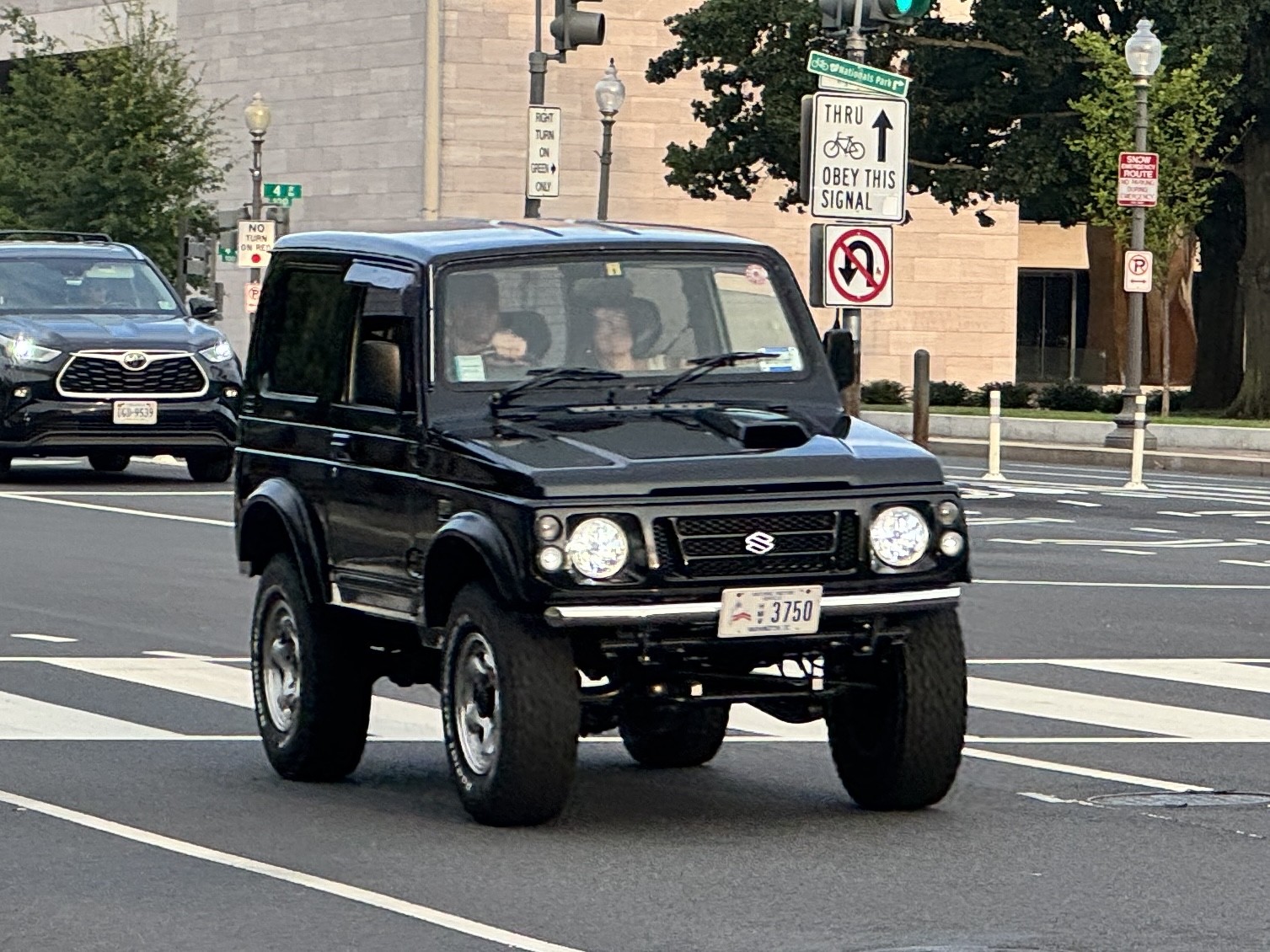 HMV 3750, Suzuki Jimny 2nd gen (SJ/JA/JB), 1981–1998
