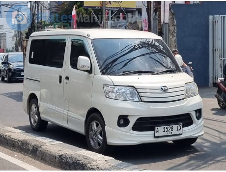 A 1528 IX, Daihatsu Luxio