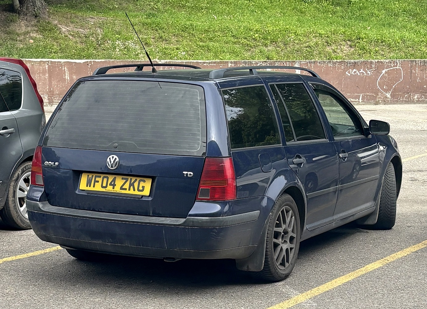 WF04ZKG, Volkswagen Golf 4th gen Variant (1J5), 1999–2007