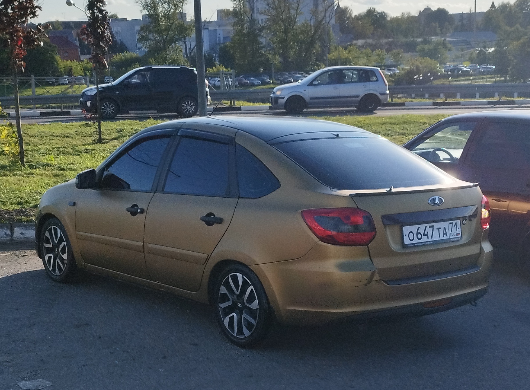 о 647 та 71, Lada (VAZ) 2191 Granta 2191, 2014–2018