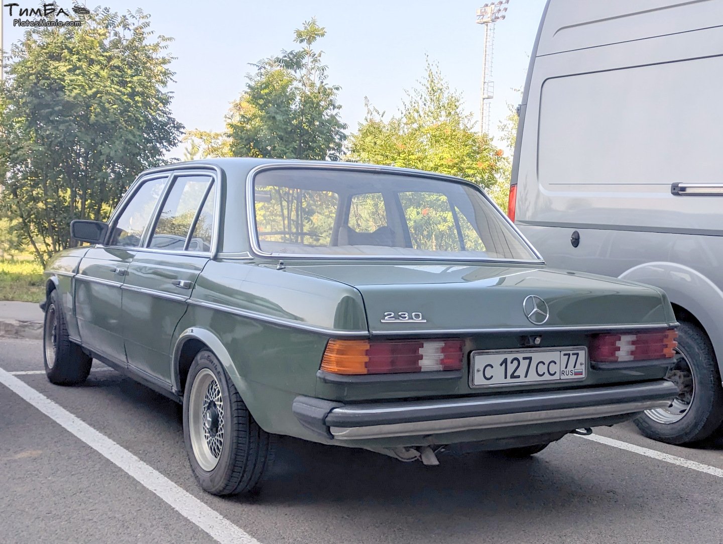 с 127 сс 77, Mercedes-Benz E-Klasse 200–300 Sedan (W123), 1975­–1986