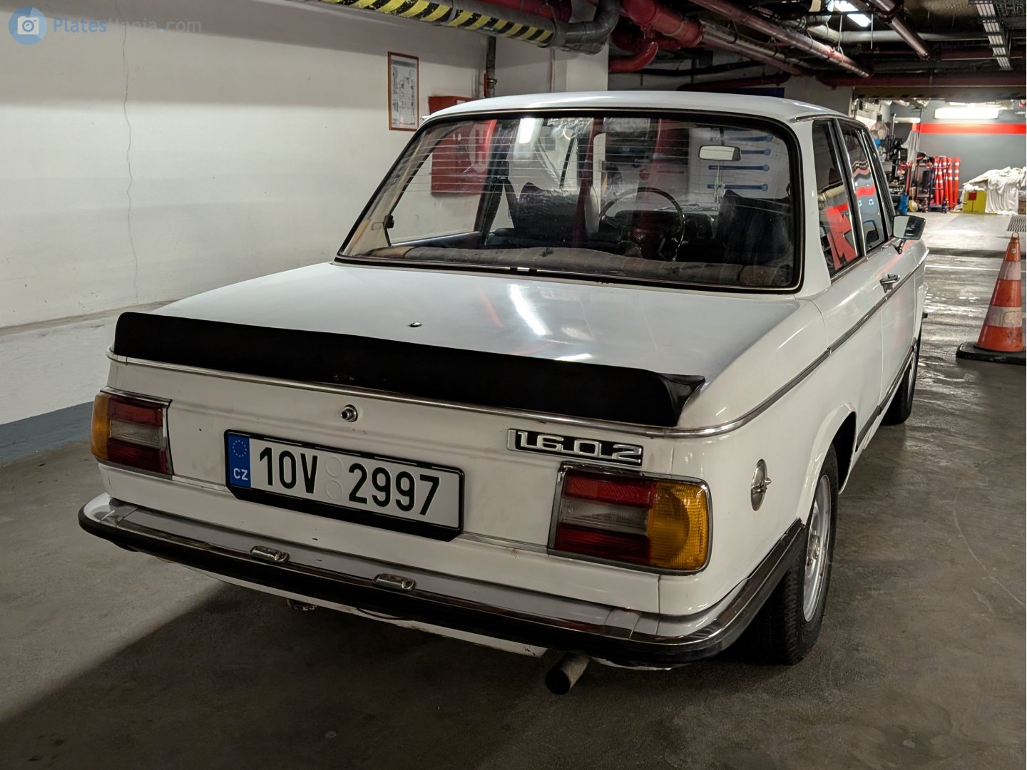 10V 2997, BMW 02 Series 1502/1600/1602/1802/2002 2-door Sedan (114/E10), facelift, 1973–1977