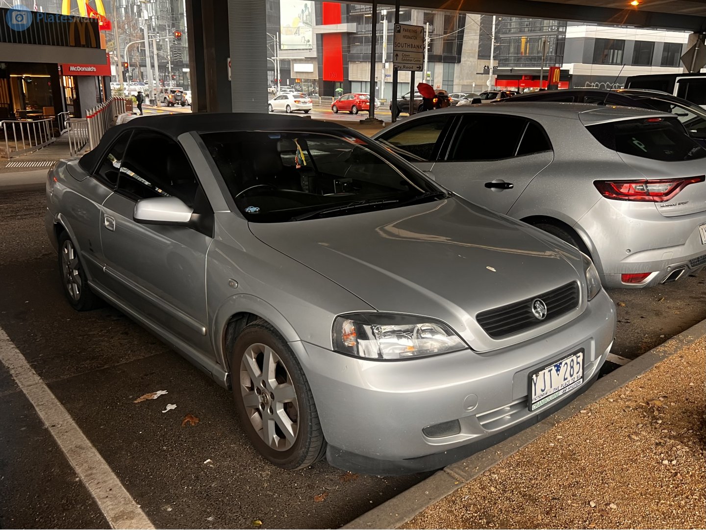 YJT-285, Holden Astra 4th gen Convertible (TS), 2001–2006