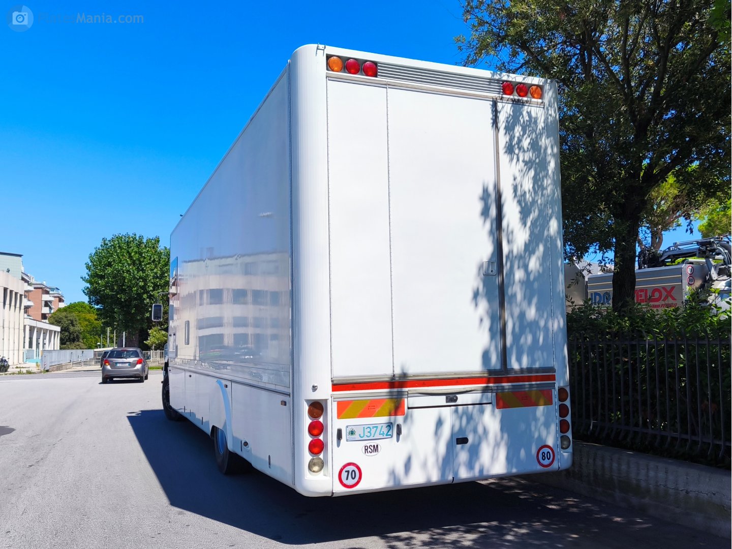 J3742, Iveco Stralis 