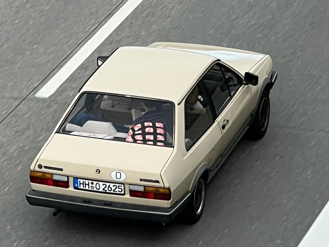 HH O 2625, Volkswagen Polo 2nd gen Sedan (86C), 1985–1990