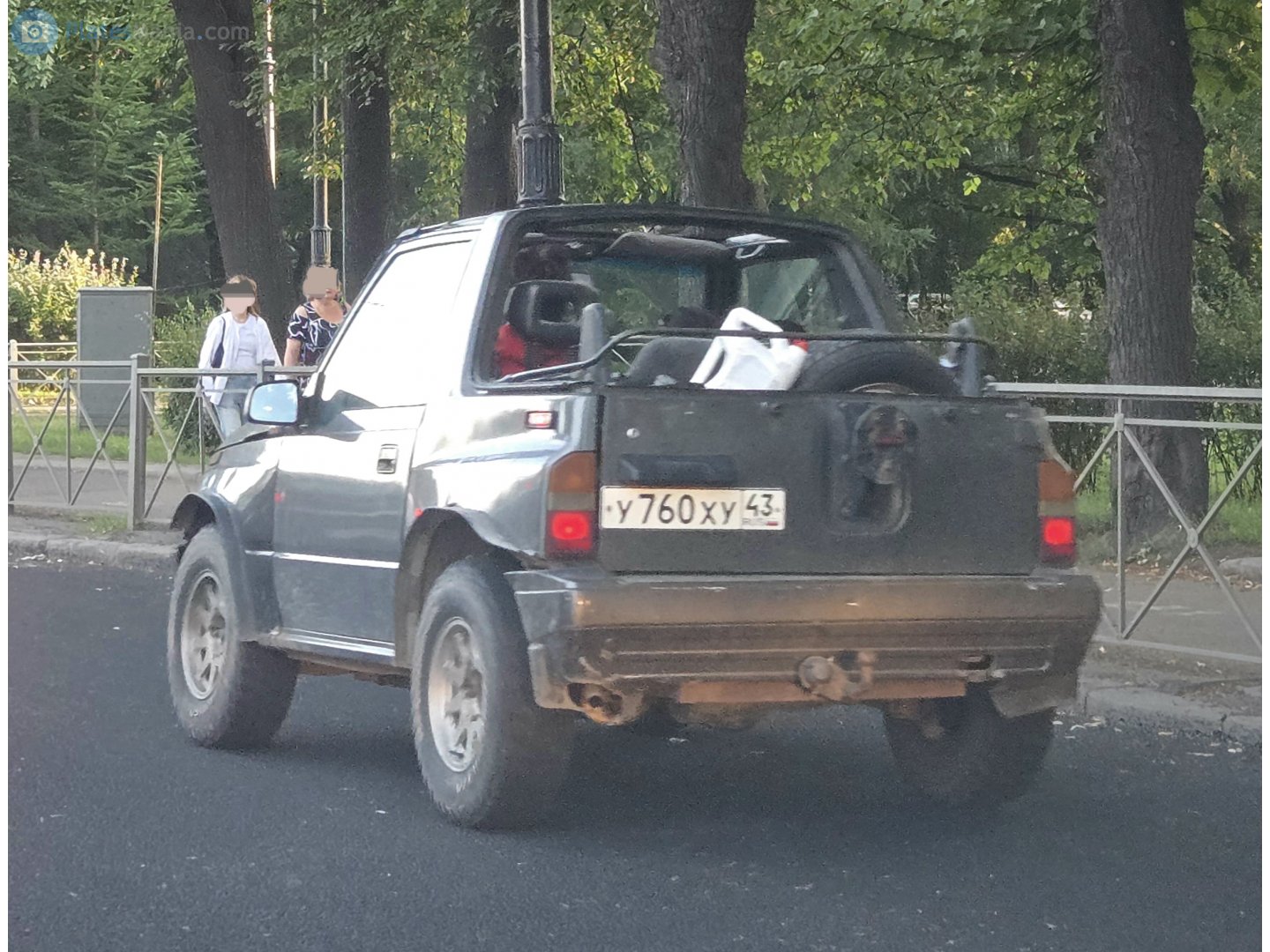 у 760 ху 43, Chevrolet Tracker 1st gen Convertible (ET/TA), 1989–1998