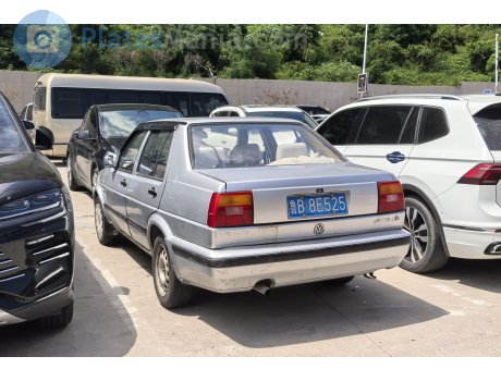 鲁B·8E525, Volkswagen Jetta