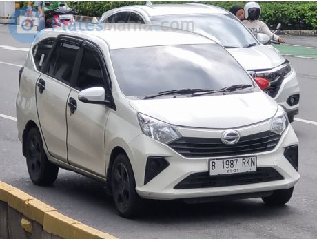 B 1987 RKN, Daihatsu Sigra