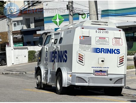 FMJ7E32, Mercedes-Benz 915 E Blindado