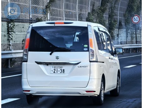 足立 530 つ 2138, Suzuki Landy