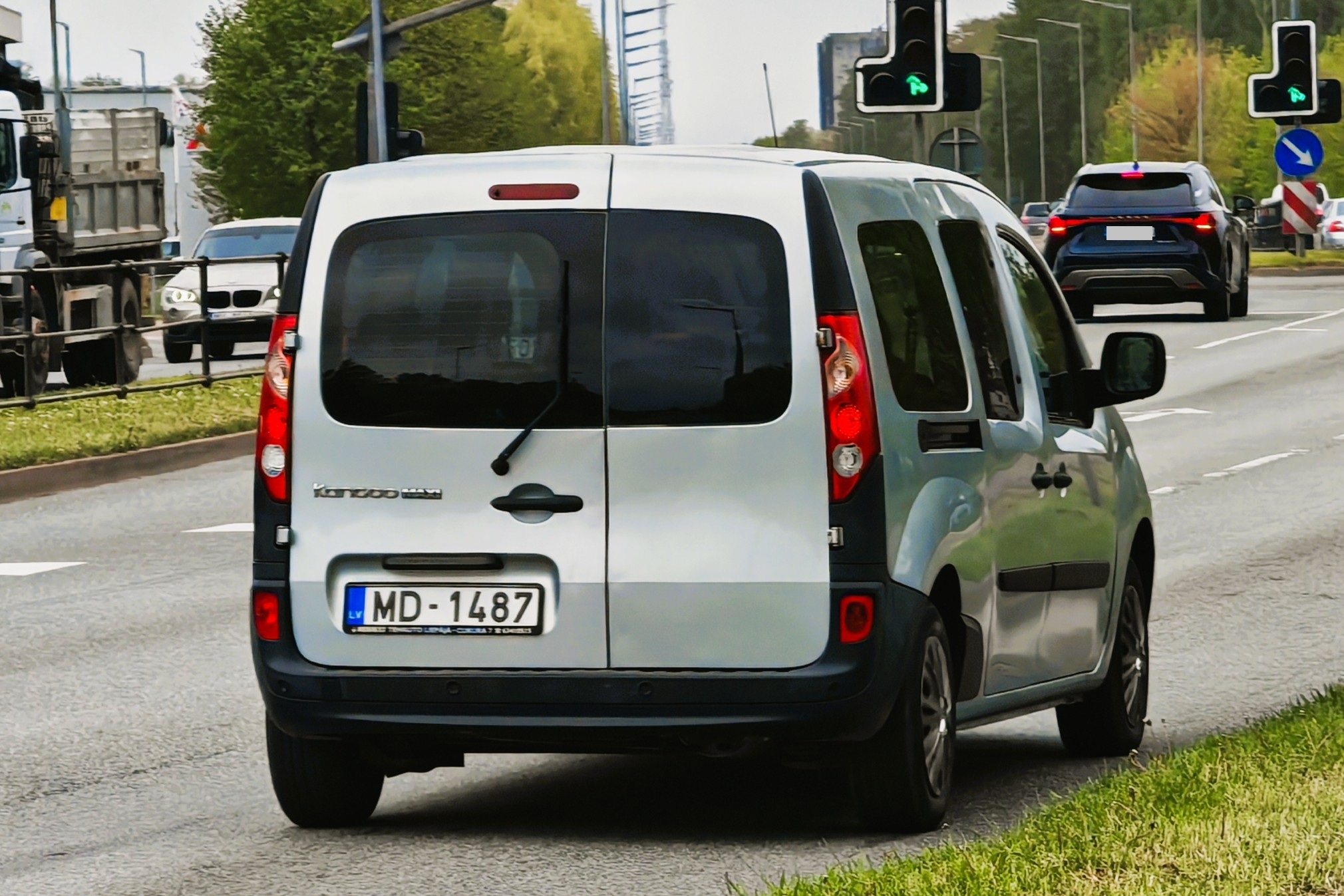 MD-1487, Renault Kangoo 2nd gen Grand Kangoo (K61; Global-market), 2012–2013