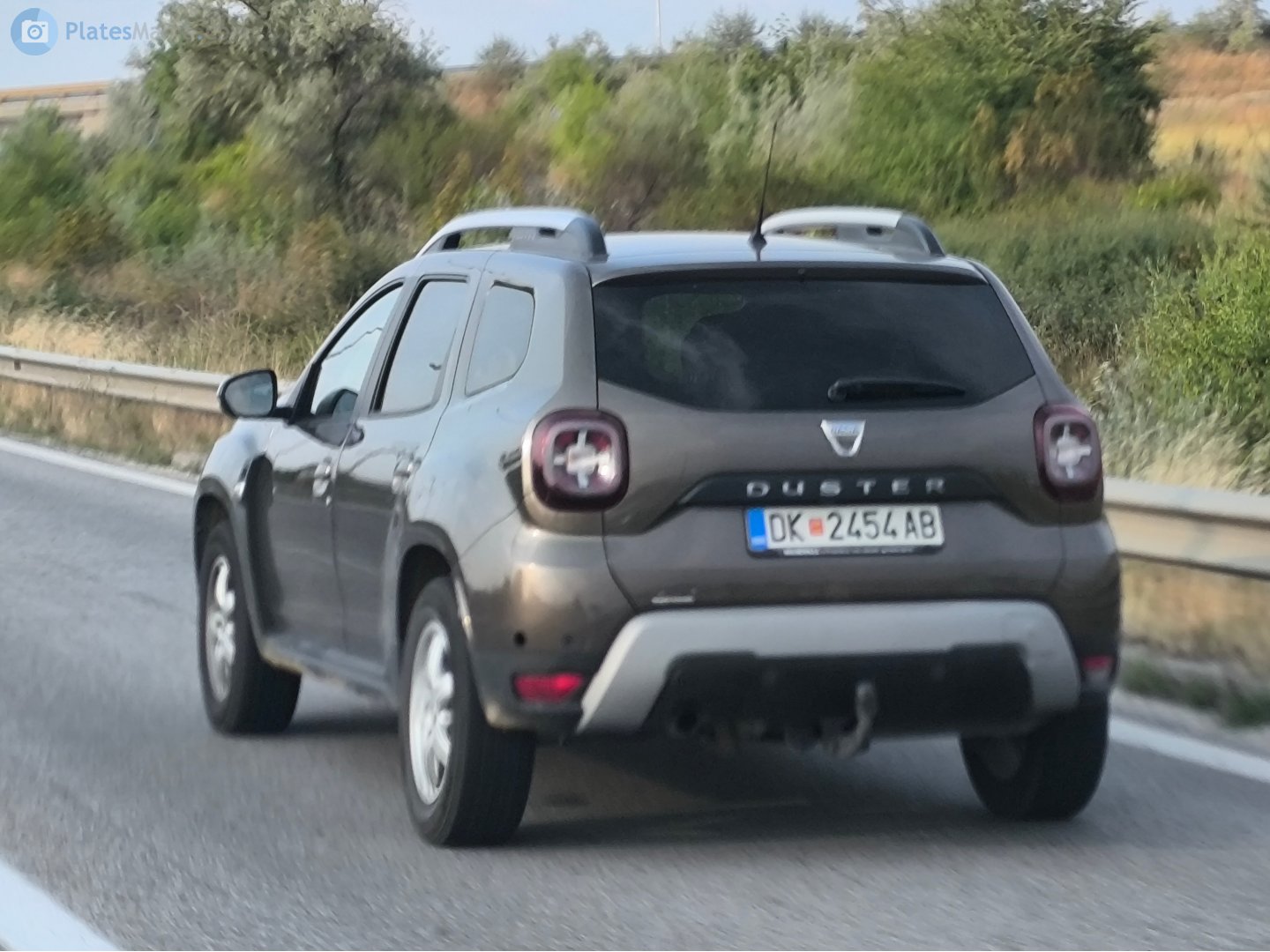 DK 2454 AB, Dacia Duster 2nd gen SUV (HM/HJD), 2017–2021