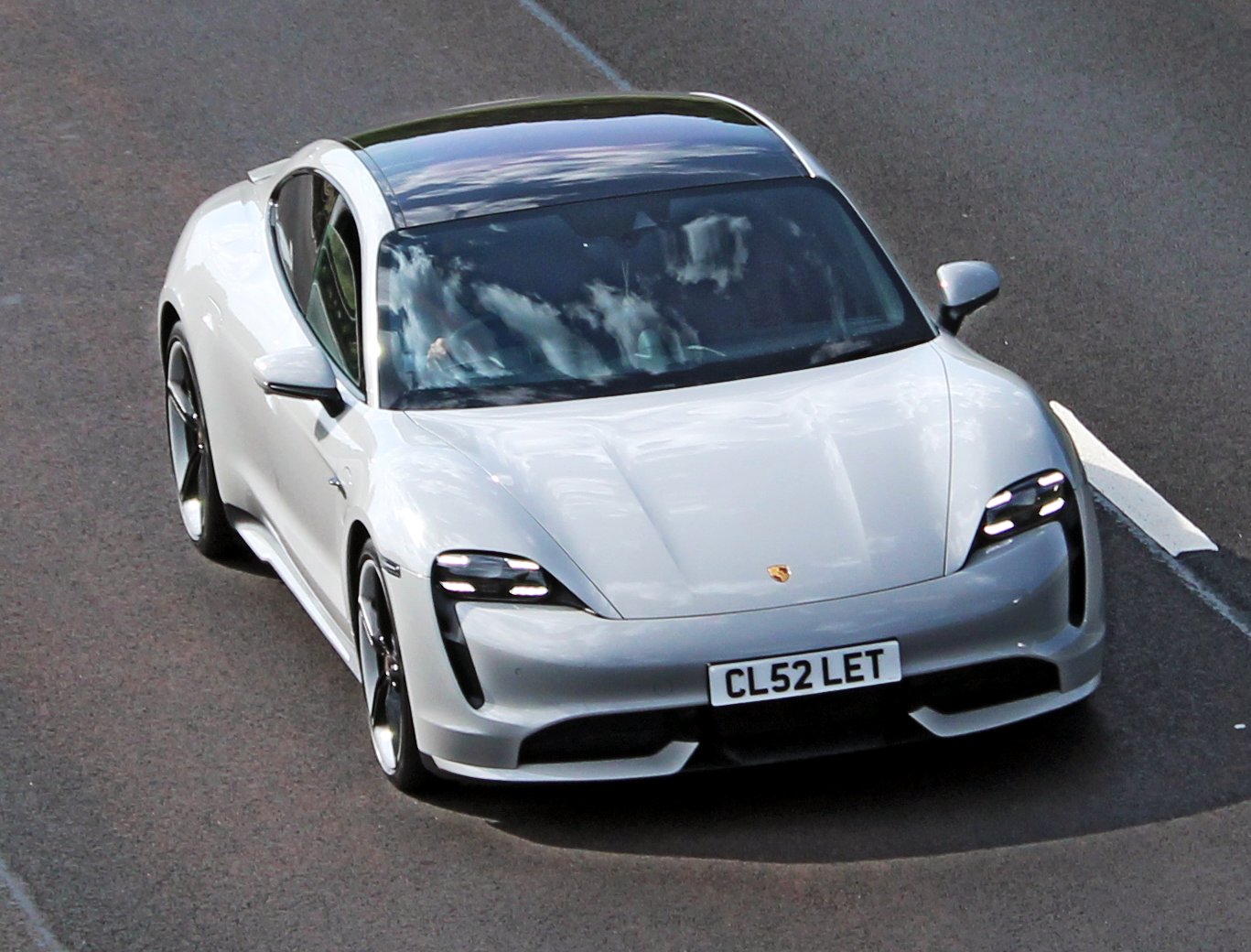 CL52LET, Porsche Taycan 1st gen Sedan (9J1), 2019–2024